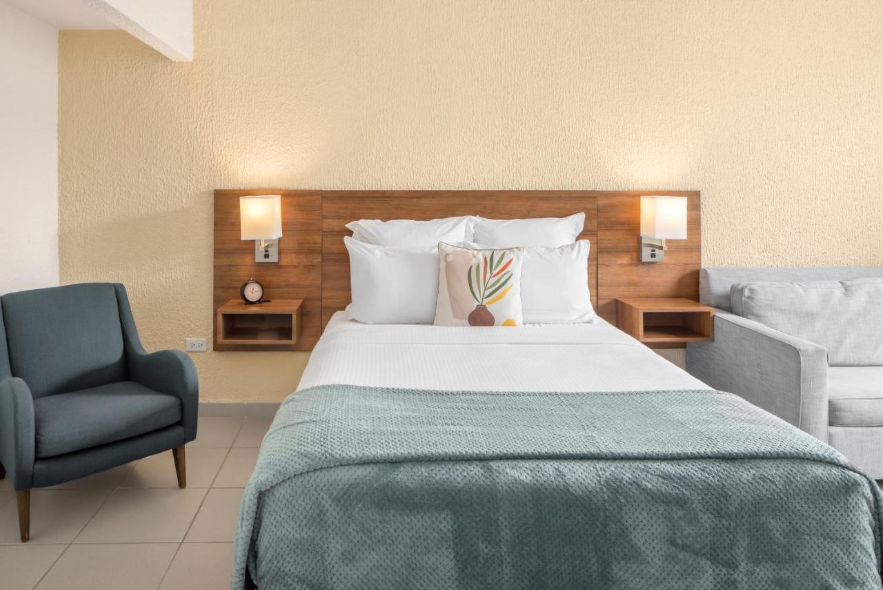 Wyndham Palmas Beach And Golf Boutique Resort Humacao Bagian luar foto